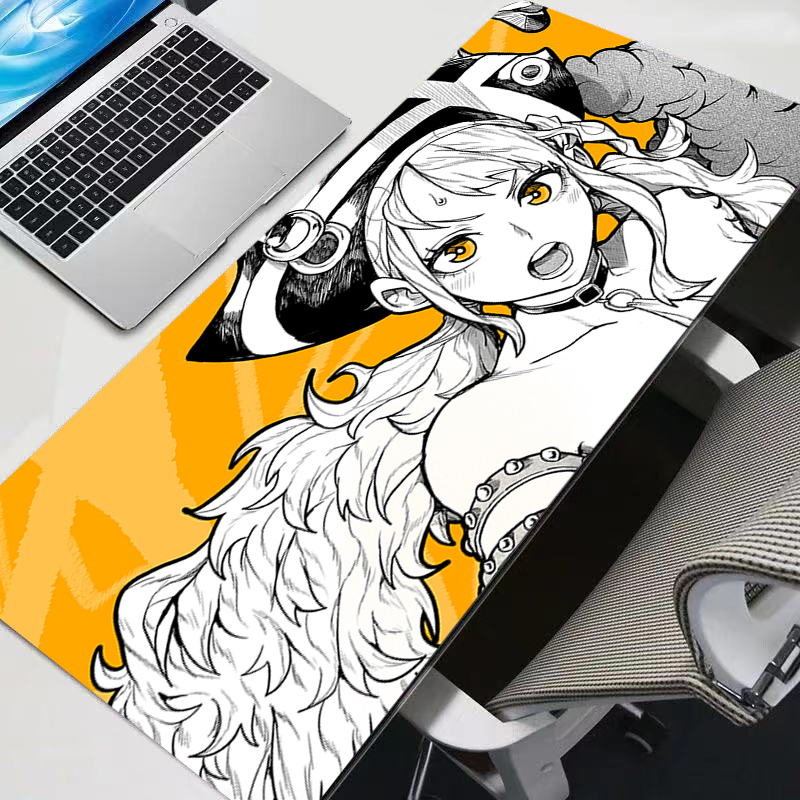 لوحة ماوس كبيرة جداً بتصميم أن - مراجعة Gaming Accessories Kawaii وسعره