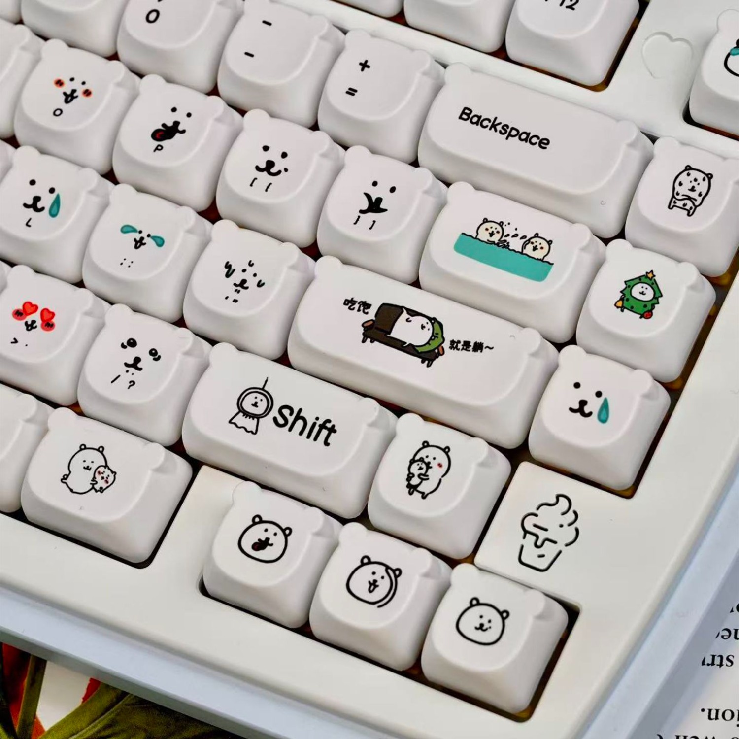 أغطية مفاتيح PBT بتصميم دب كرت - مراجعة Gaming Accessories Kawaii وسعره