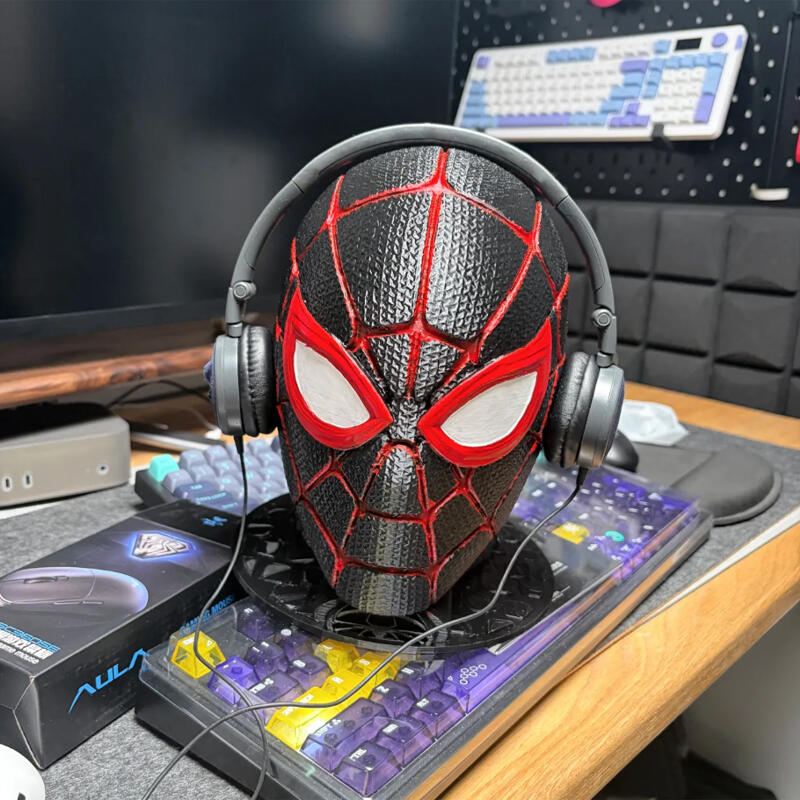 مايلز موراليس سبايدرمان 2 في 1 - مراجعة Gaming Accessories Gifts For Men وسعره