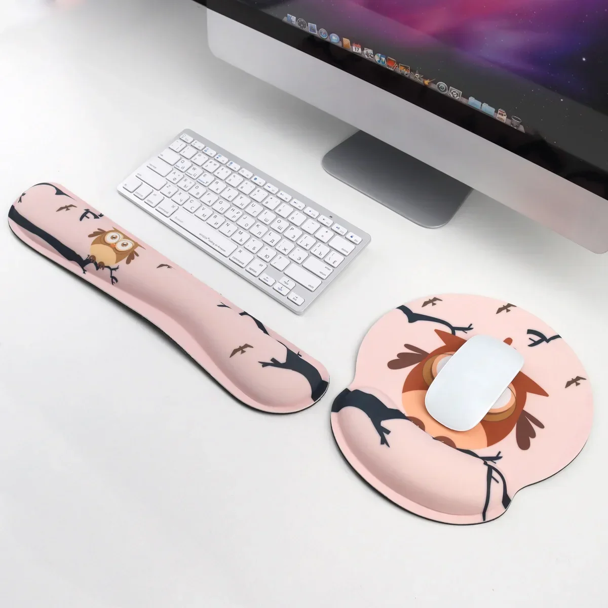 لوحة ماوس مانعة الانزلاق مع قا - مراجعة Wrist Rest Ergonomic وسعره